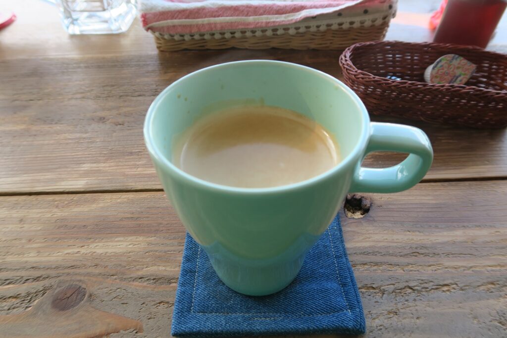 「zooton's」のホットコーヒーを撮影した写真