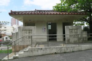 「真嘉比遊水池」のトイレを撮影した写真