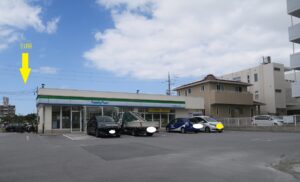 「真嘉比中央公園」そばのファミリーマートを撮影した写真