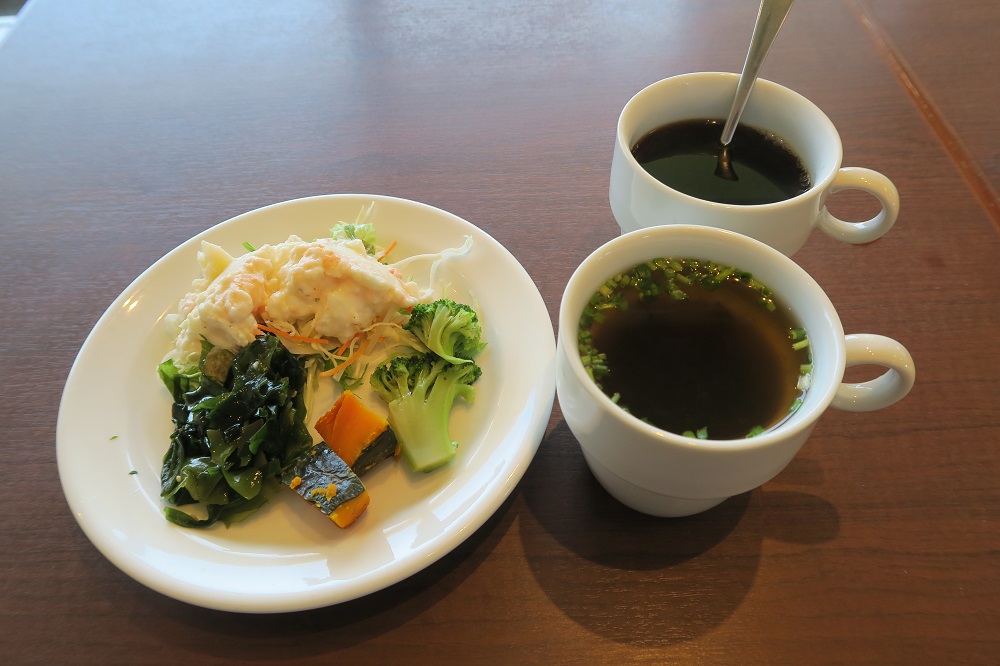 「Cafeやぶさち」のランチビュッフェを撮影した写真