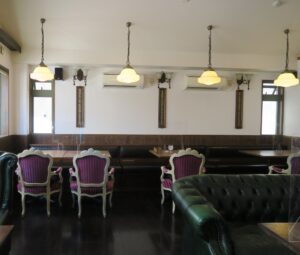 cabbage lodgeの店内の様子を撮影した写真