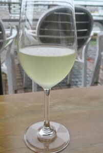 Kei’sの白ワインを撮影した写真