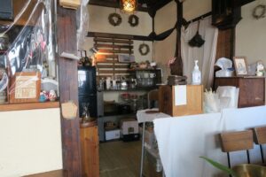 あめいろ食堂の店内を撮影した写真