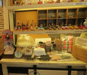 パン・ド・マインの雑貨の陳列を撮影した写真