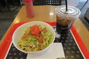 RuLer's TACORiCE真嘉比店のBBQタコライスとコーラを撮影した写真