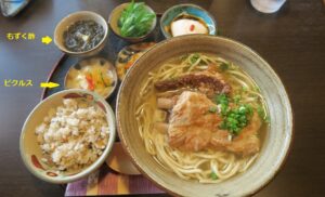 ぬちがふうのソーキすばセットを撮影した写真