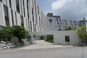 ホテルアンテルームの入り口を撮影した写真