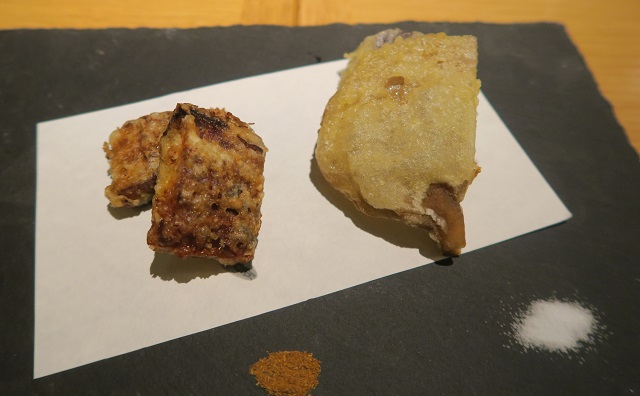 焼乃魚島の揚げ物を撮影した写真