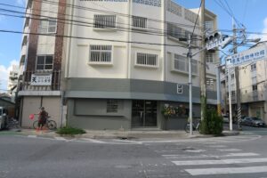 リキッドの外観を撮影した写真