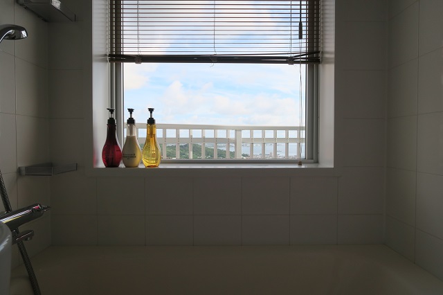 ユインチホテル南城のバスルームを撮影した写真