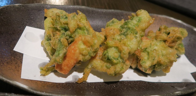 「ゆうなんぎい」のアーサーのてんぷらを撮影した写真