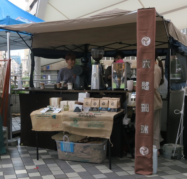 rokkan coffeeのブースを撮影した写真