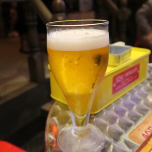 那覇哀歌のセンベロのビールを撮影した写真