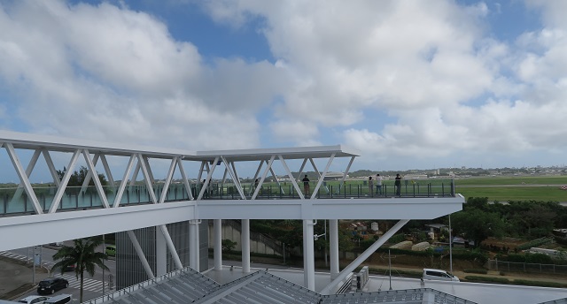 道の駅かでなの展望スペースを撮影した写真