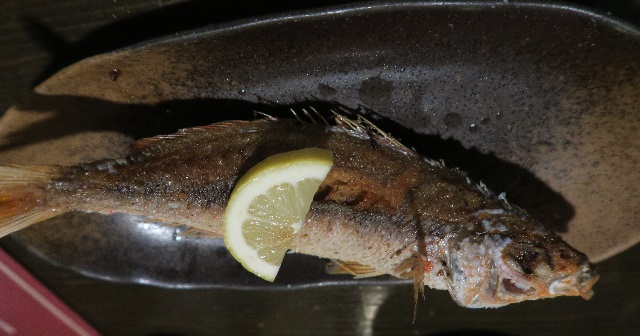 「ゆうなんぎい」のグルクンの唐揚げを撮影した写真