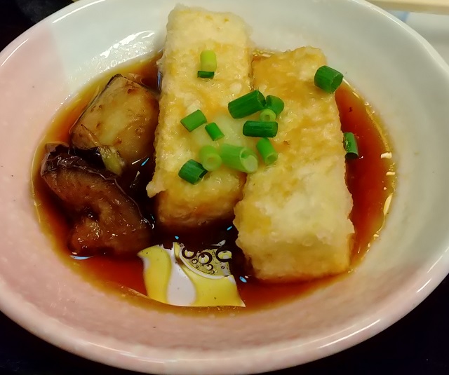 「しもじ屋」の揚げ出し豆腐を撮影した写真