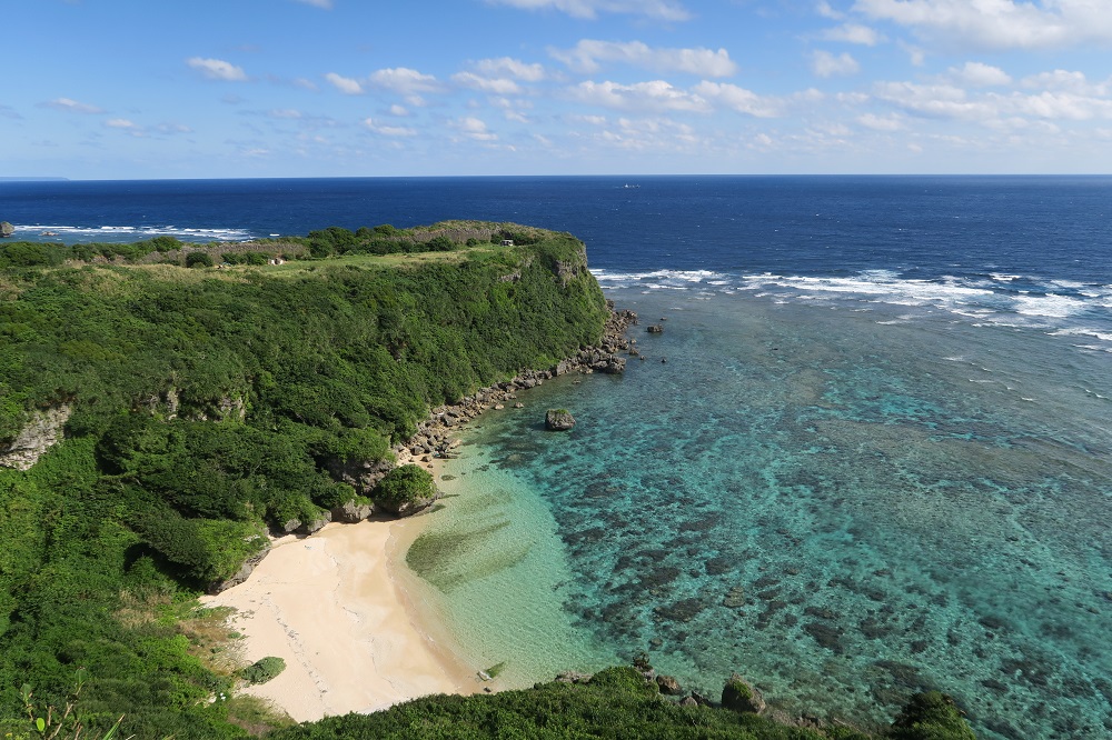 果報バンタからの眺めを撮影した写真