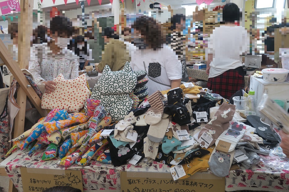 ねこ猫マーケットの猫まる茶屋を撮影した写真