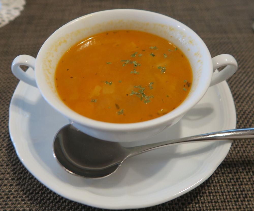 アドゥマンのスープを撮影した写真