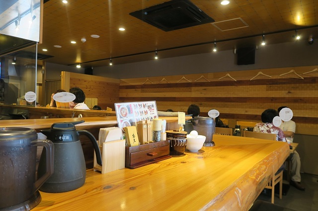 つけ蕎麦安土の店内を撮影した写真