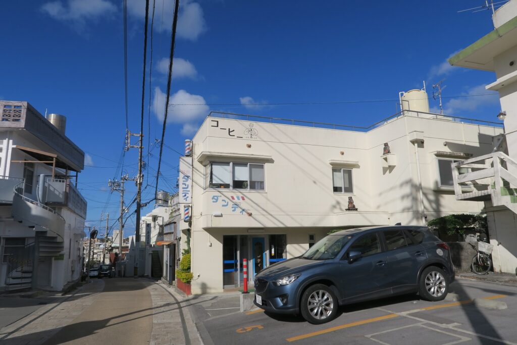 山下珈琲店の外観を撮影した写真