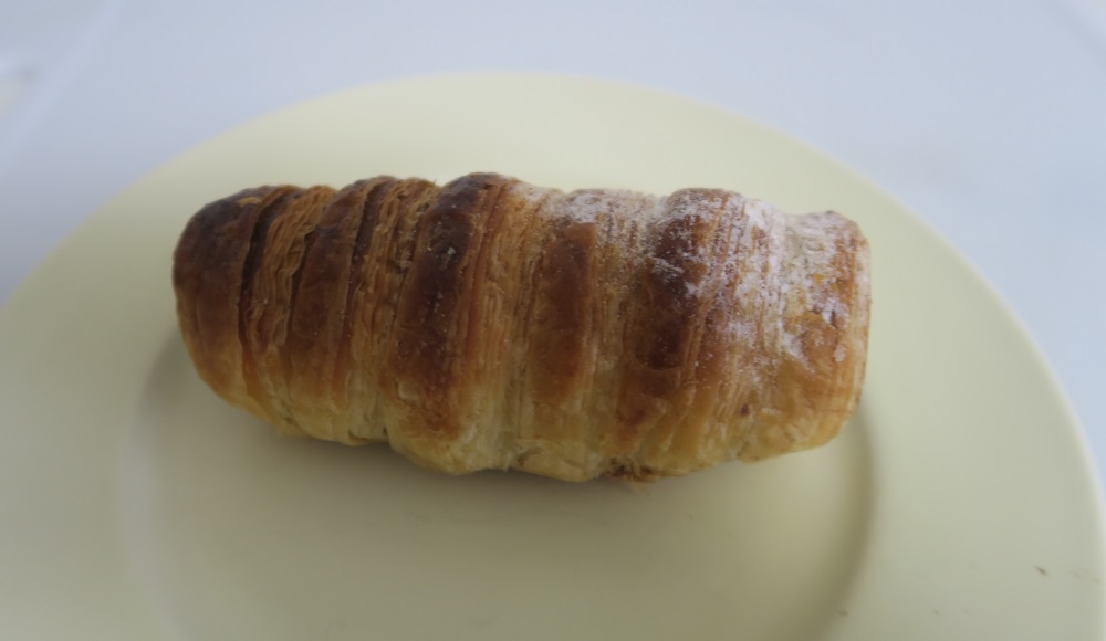 「the sakaemachi arcade bakery」のコロネを撮影した写真