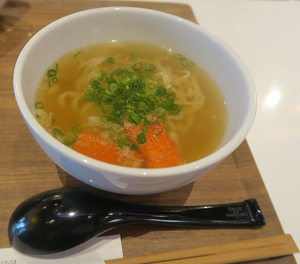 オサカナタイガーの沖縄そばを撮影した写真