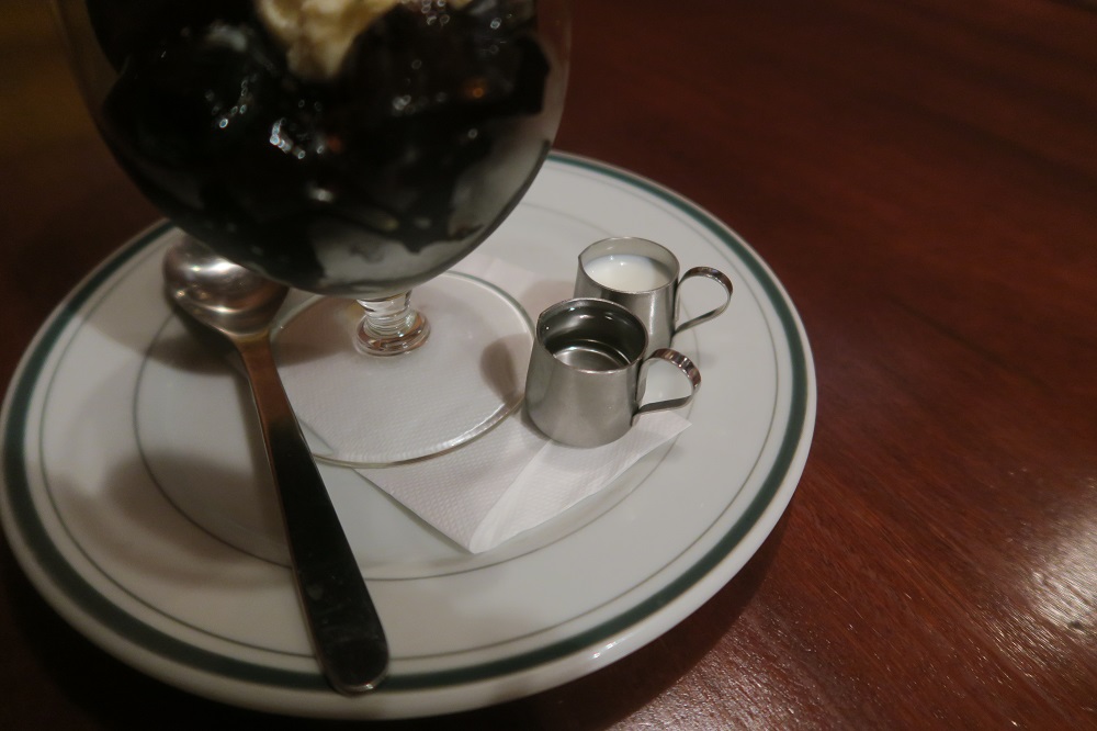 コーヒーシャープララミーのコーヒーゼリーを撮影した写真