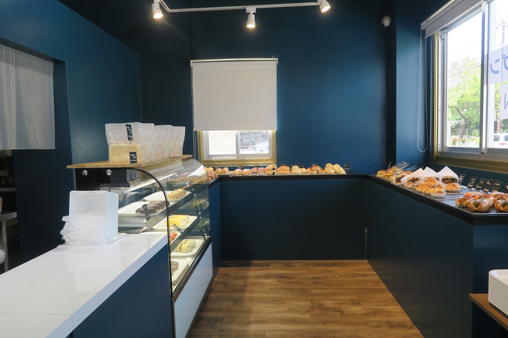「MAJOPAN(マジョパン)」の店内の様子を撮影した写真
