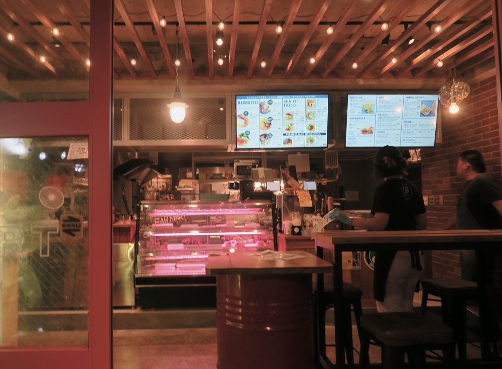 「FAB MART」の店内の様子を撮影した写真