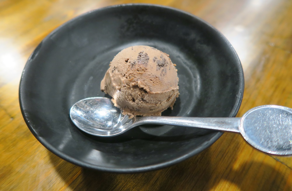 ガトーショコラアイスクリームを撮影した写真