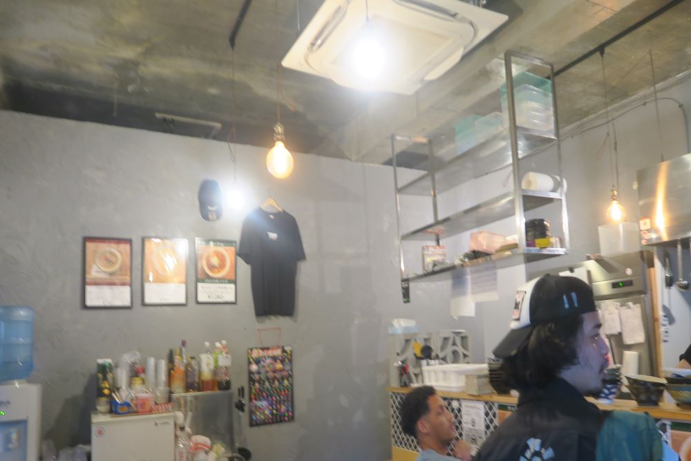 「ナンクル796」の店内を撮影した写真