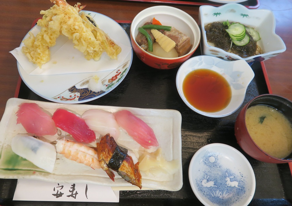 安寿司の寿司定食を撮影した写真