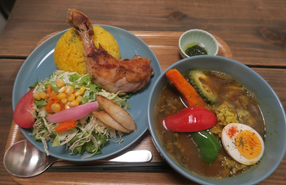 スープカレー&チキンコンフィを撮影した写真