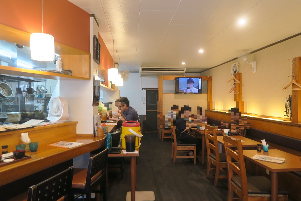 「風林火山」の店内を撮影した写真