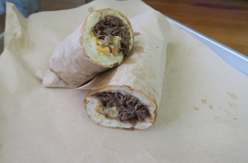 ザフィリーチーズステーキを撮影した写真