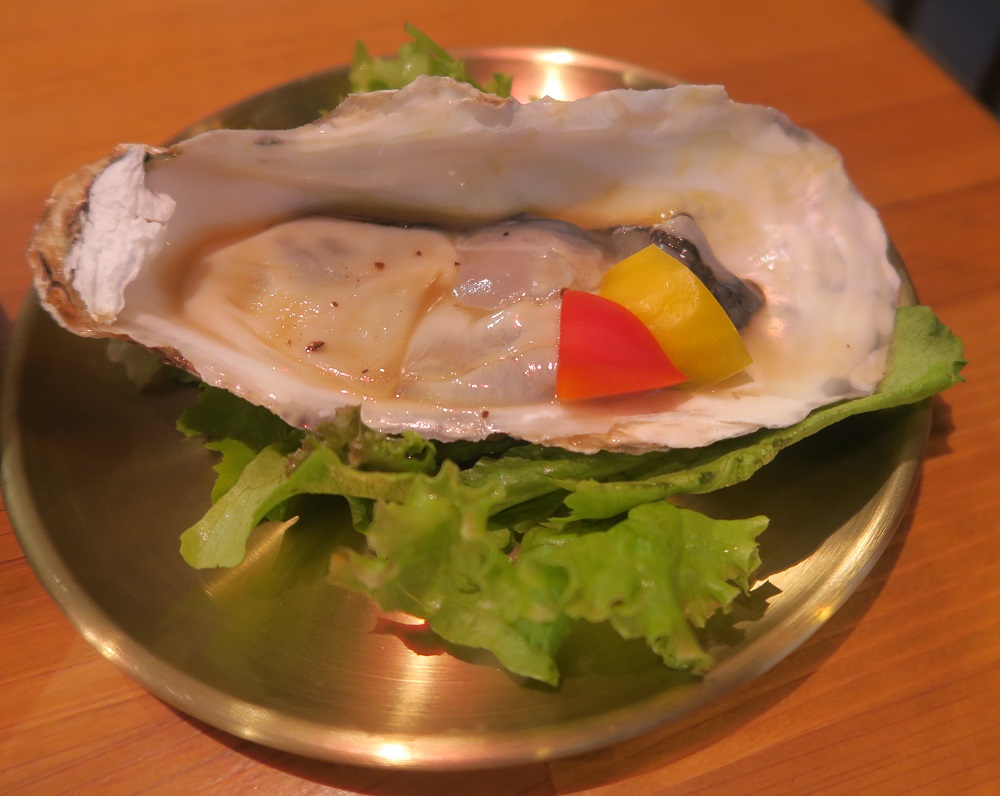 「イノシカブーム」の生牡蠣を撮影した写真